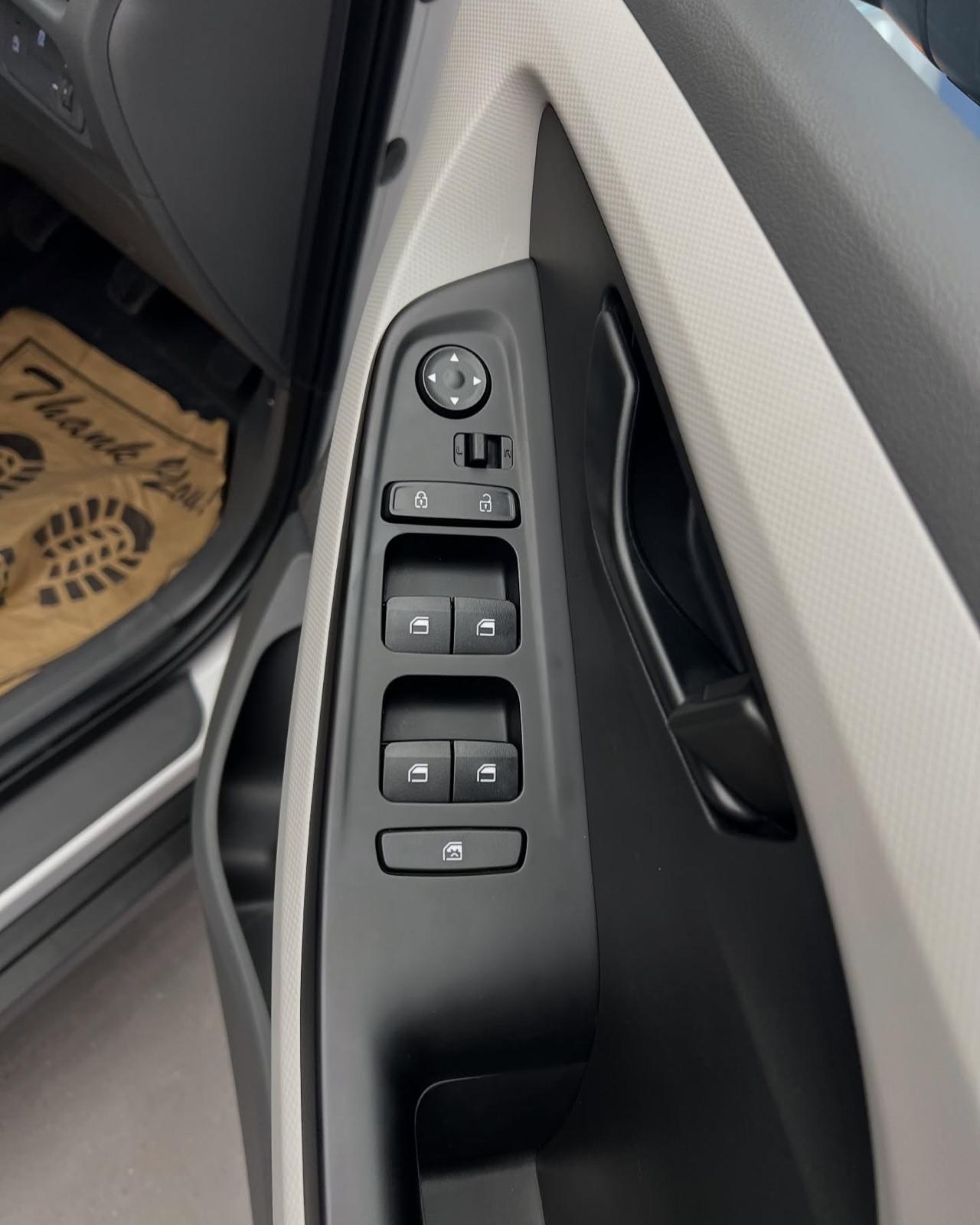 Hyundai Creta - interior overview