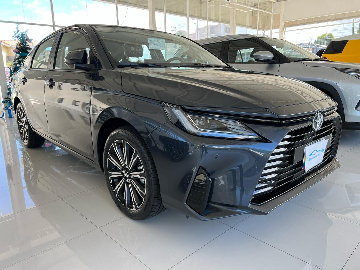 Toyota Yaris - imagen 1